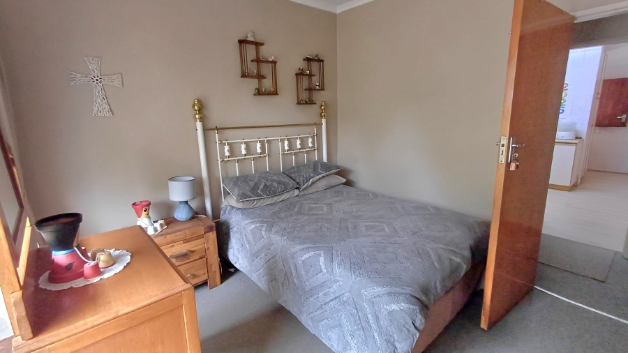 4 Bedroom Property for Sale in Vanes Estate Eastern Cape